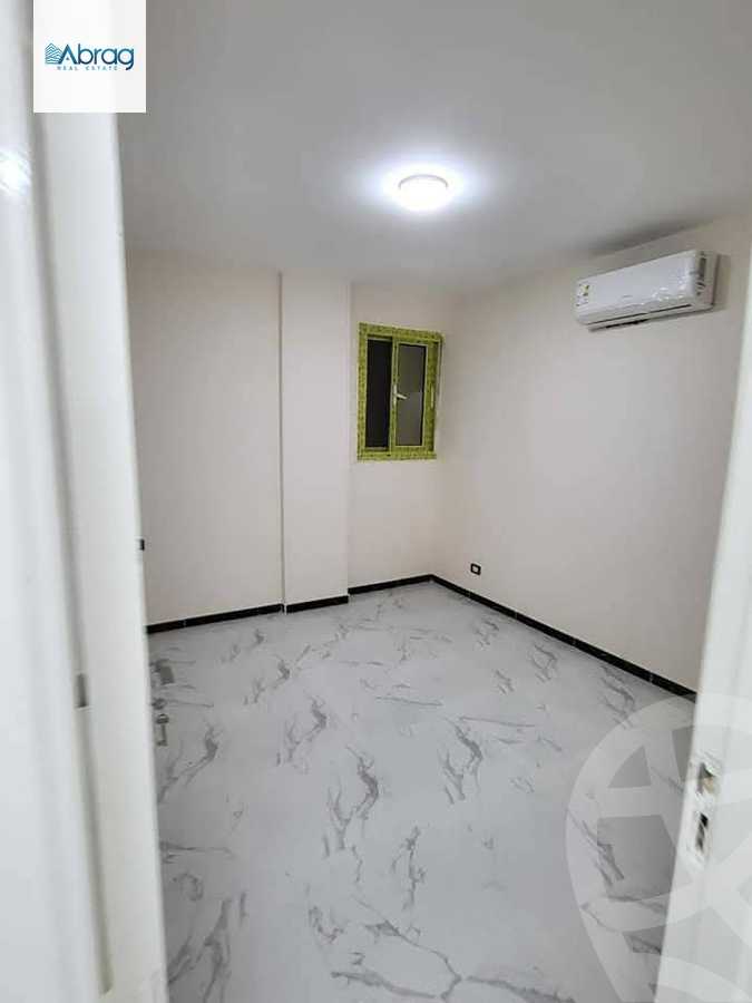 https://aqarmap.com.eg/en/listing/6155124-for-sale-cairo-el-sheikh-zayed-city-el-hay-elasher-street-100