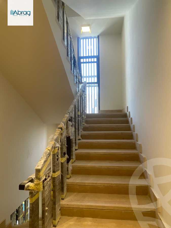 https://aqarmap.com.eg/en/listing/6165821-for-sale-cairo-el-sheikh-zayed-city-lshykh-zyd-ljdyd-vye