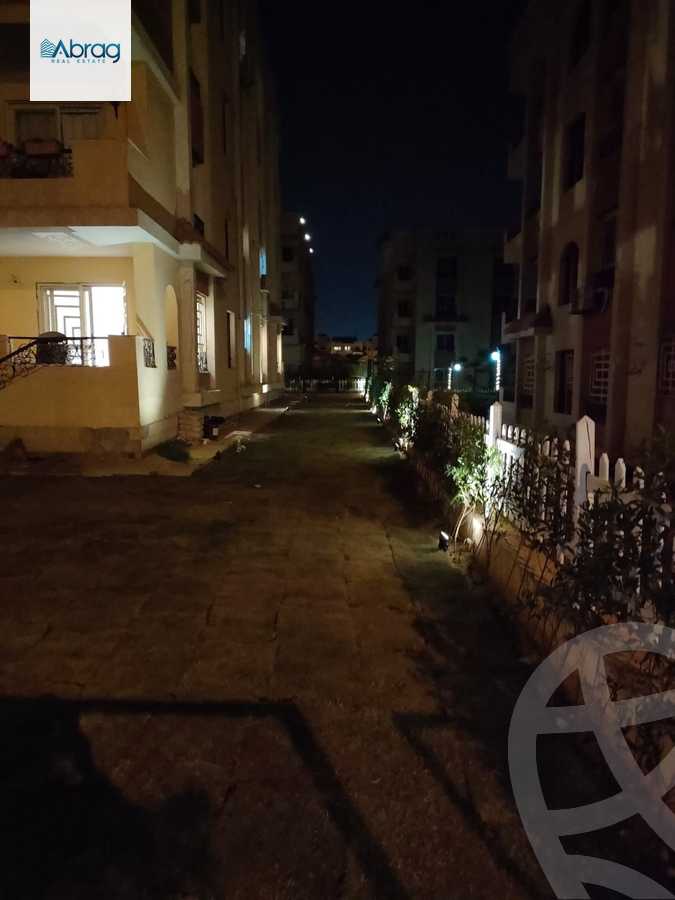 https://aqarmap.com.eg/en/listing/6165874-for-sale-cairo-el-sheikh-zayed-city-compounds-el-khamayel