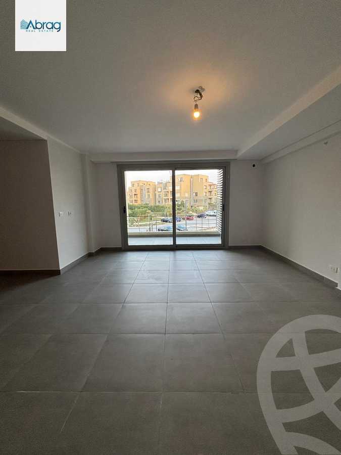 https://aqarmap.com.eg/ar/listing/6208407-for-sale-cairo-6th-of-october-compounds-palm-parks
