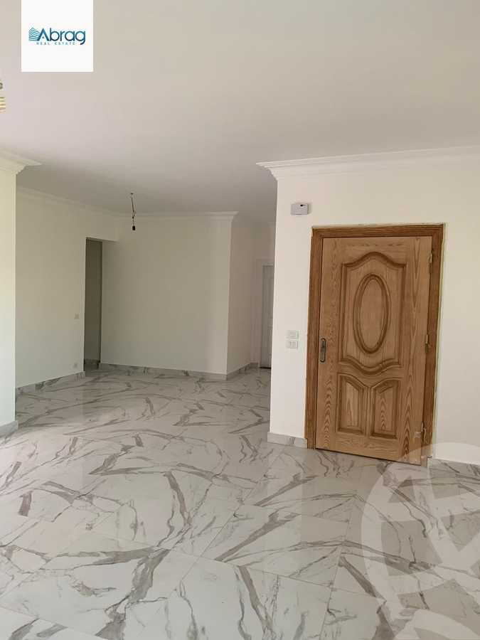 https://aqarmap.com.eg/ar/listing/6227628-for-sale-cairo-el-sheikh-zayed-city-compounds-beverly-hills