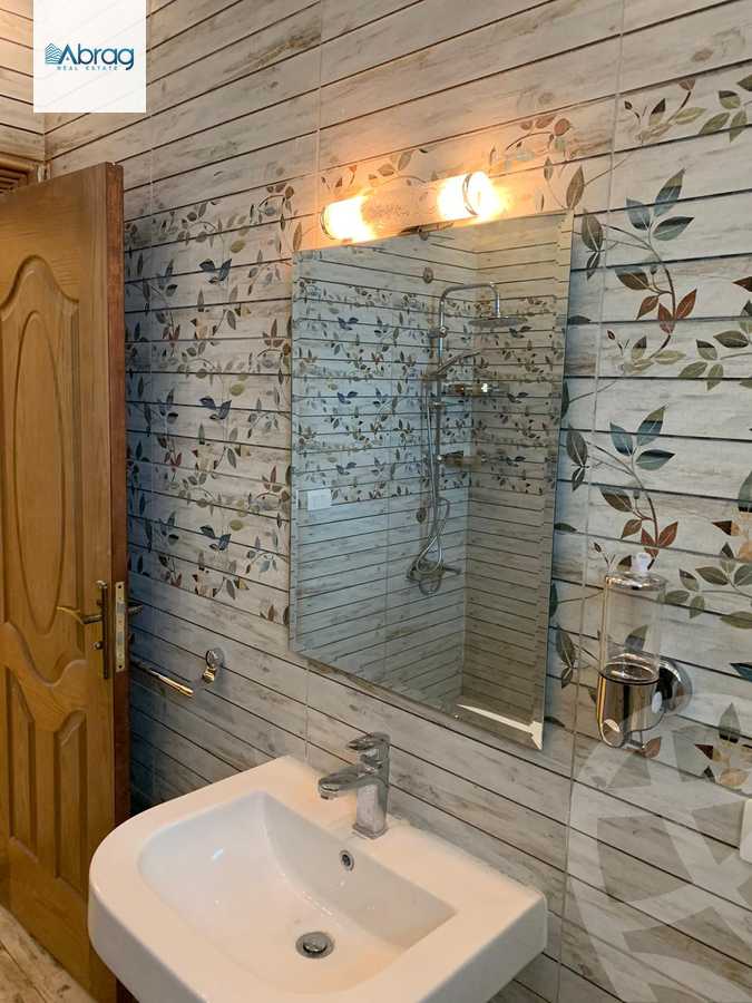 https://aqarmap.com.eg/ar/listing/6227628-for-sale-cairo-el-sheikh-zayed-city-compounds-beverly-hills