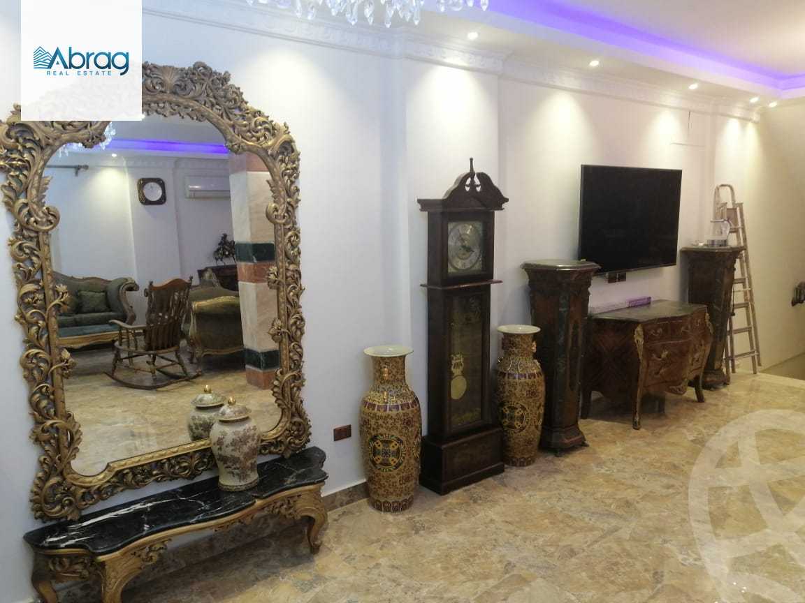 https://aqarmap.com.eg/en/listing/6233837-for-sale-cairo-el-sheikh-zayed-city-compounds-el-yasmeen-compound
