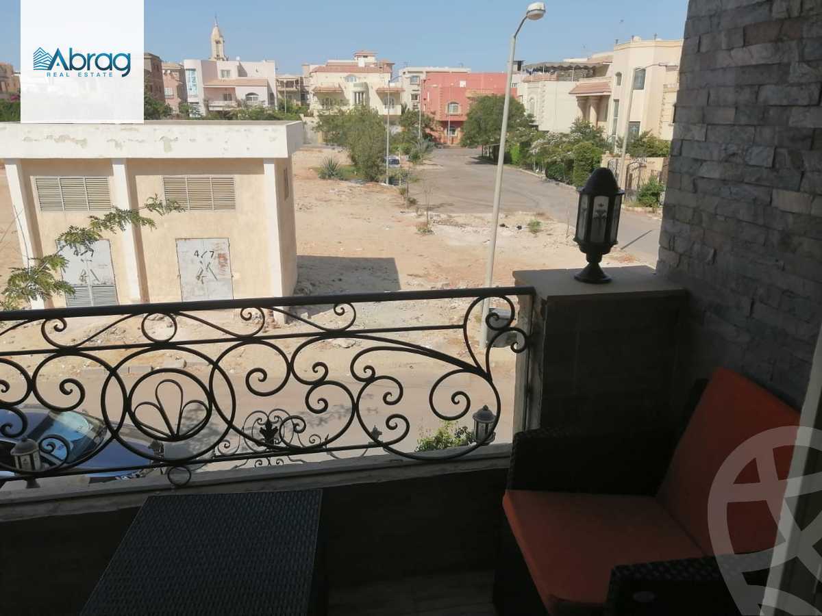 https://aqarmap.com.eg/en/listing/6233837-for-sale-cairo-el-sheikh-zayed-city-compounds-el-yasmeen-compound