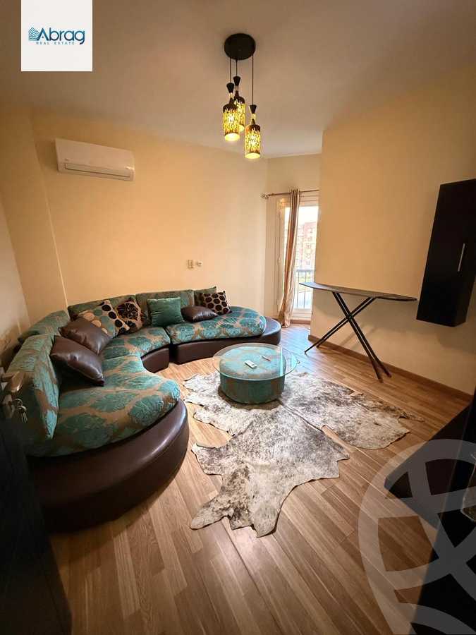https://aqarmap.com.eg/en/listing/6238112-for-sale-cairo-el-sheikh-zayed-city-compounds-dh-drys