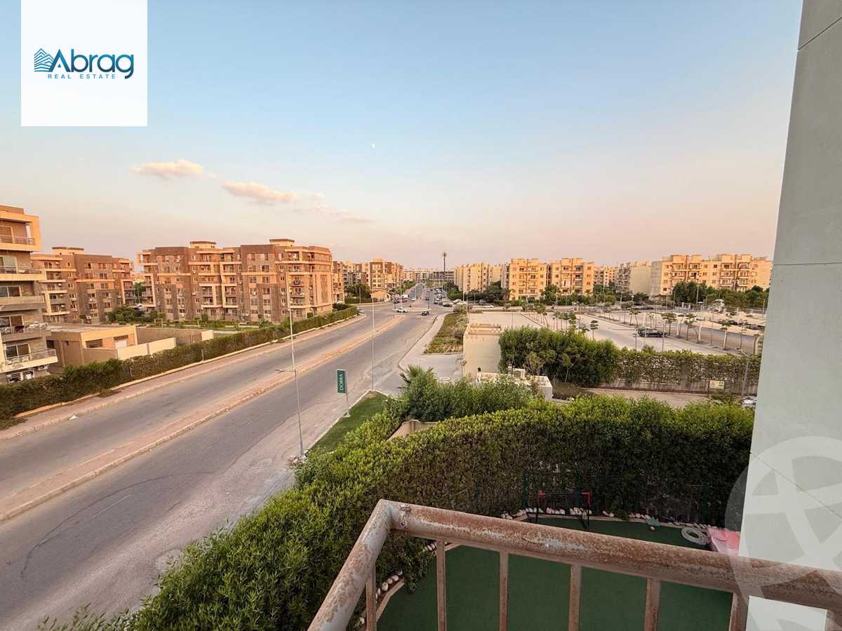 https://aqarmap.com.eg/en/listing/6238112-for-sale-cairo-el-sheikh-zayed-city-compounds-dh-drys