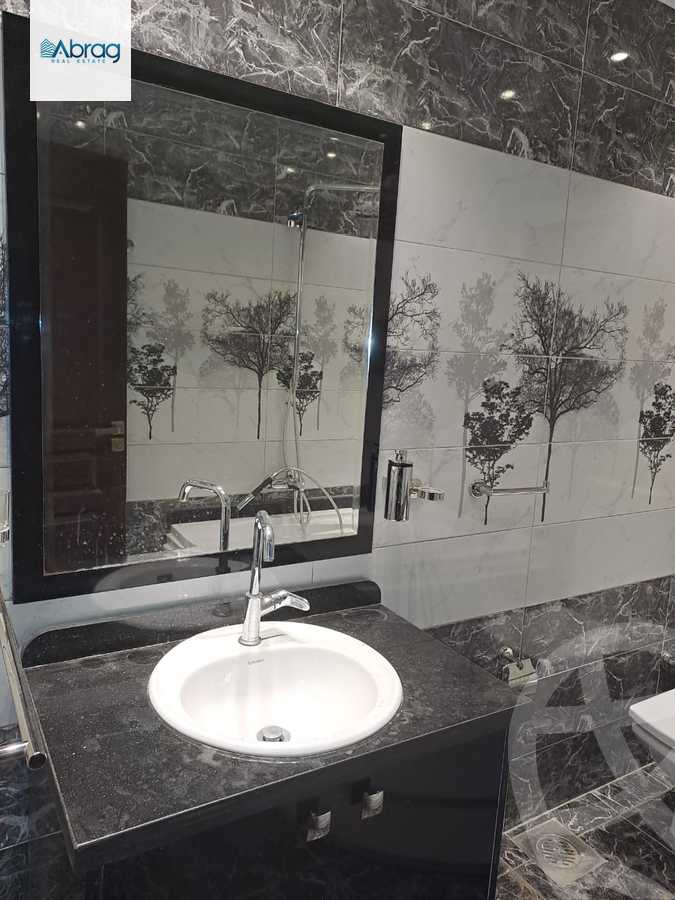 https://aqarmap.com.eg/en/listing/6262684-for-sale-cairo-el-sheikh-zayed-city-compounds-continental-gardens