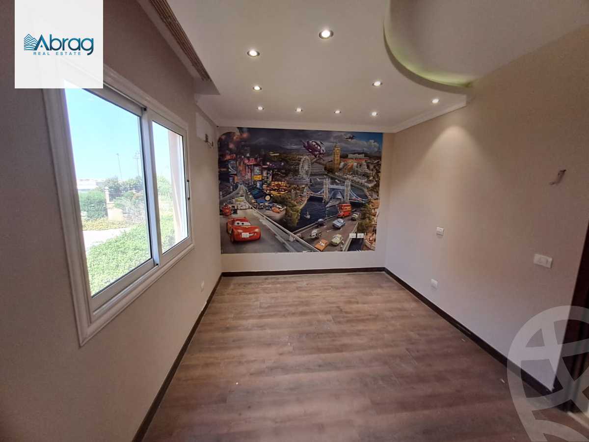 https://aqarmap.com.eg/en/listing/6262684-for-sale-cairo-el-sheikh-zayed-city-compounds-continental-gardens
