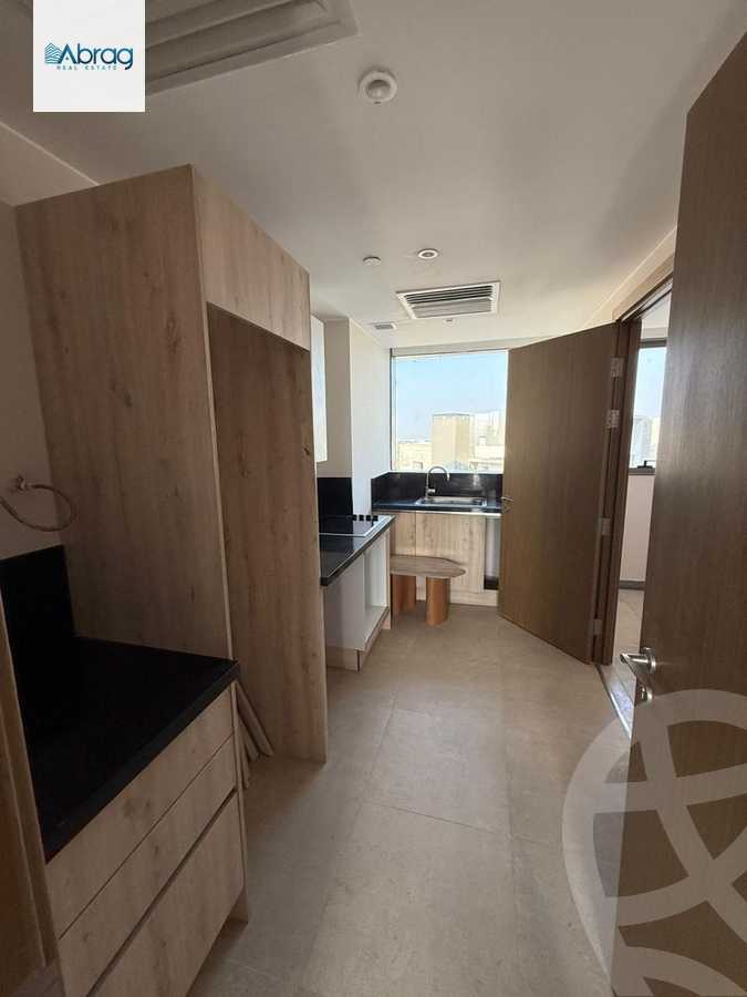 https://aqarmap.com.eg/en/listing/6271719-for-sale-cairo-el-sheikh-zayed-city-compounds-zyd-wr-llttwyr-park-towers-zed-el-sheikh-zayed-compound