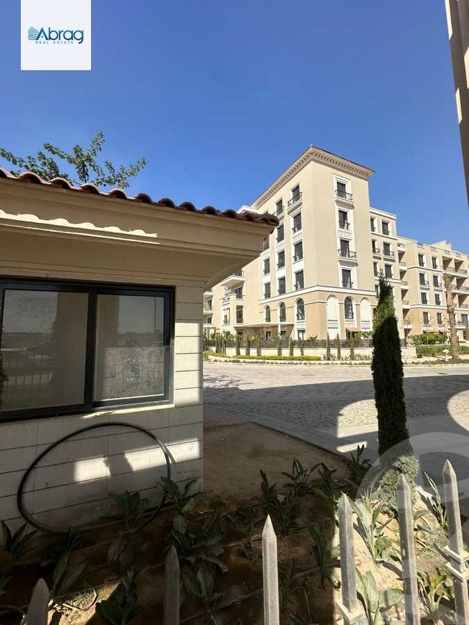 https://aqarmap.com.eg/en/listing/6272138-for-sale-cairo-el-sheikh-zayed-city-compounds-kmbwnd-fyldj-wyst-dr-llttwyr