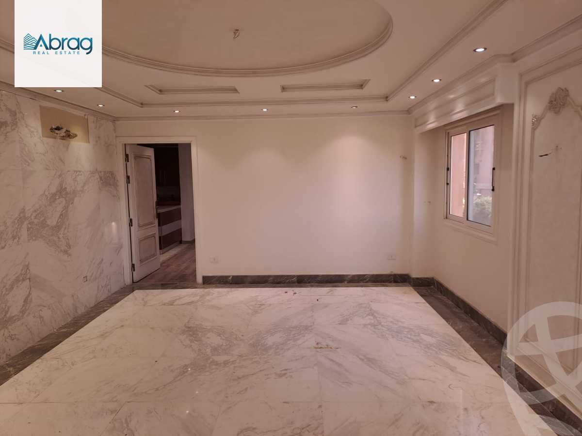 https://aqarmap.com.eg/ar/listing/6279742-for-sale-cairo-el-sheikh-zayed-city-compounds-continental-gardens