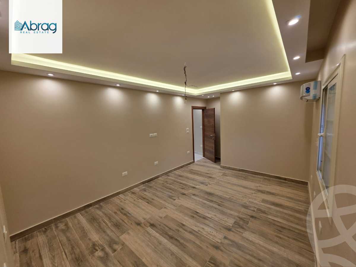 https://aqarmap.com.eg/en/listing/6331395-for-sale-cairo-el-sheikh-zayed-city-compounds-zayed-heights-compound