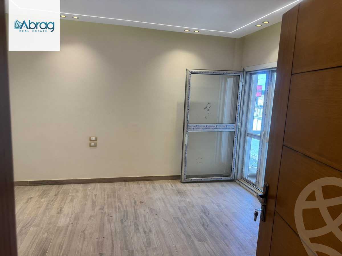 https://aqarmap.com.eg/en/listing/6338713-for-sale-cairo-el-sheikh-zayed-city-compounds-tiamo-city
