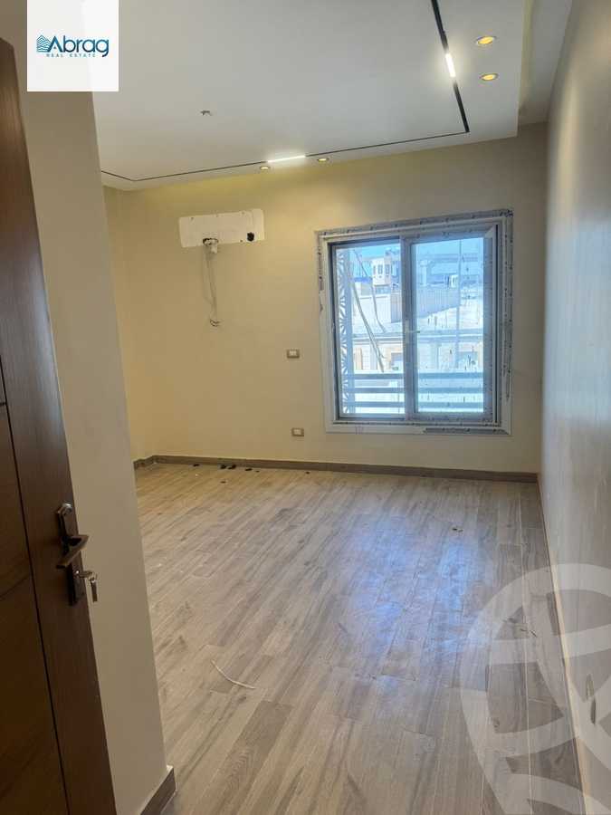 https://aqarmap.com.eg/en/listing/6338713-for-sale-cairo-el-sheikh-zayed-city-compounds-tiamo-city
