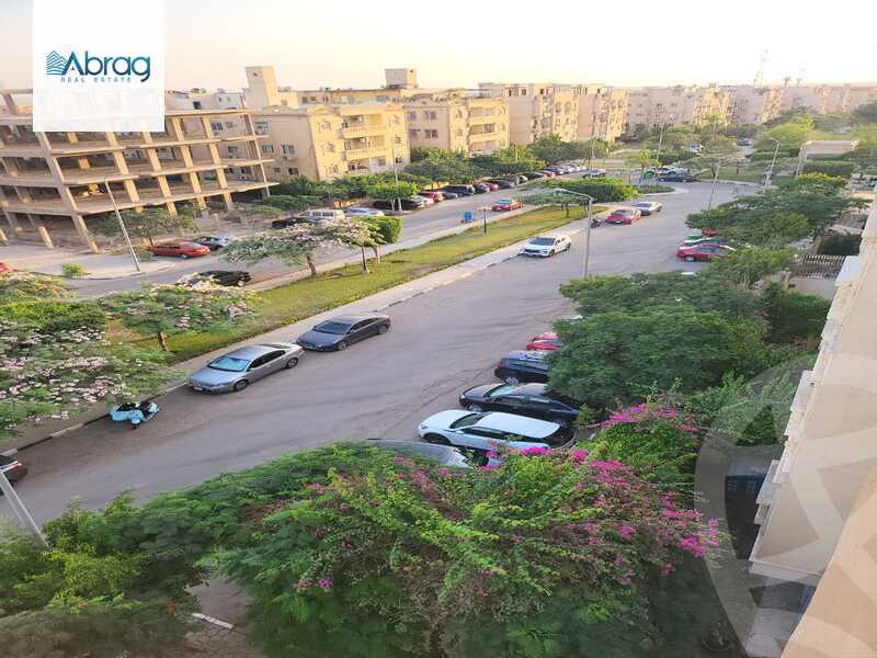 https://aqarmap.com.eg/en/listing/6369687-for-sale-cairo-el-sheikh-zayed-city-compounds-beverly-hills