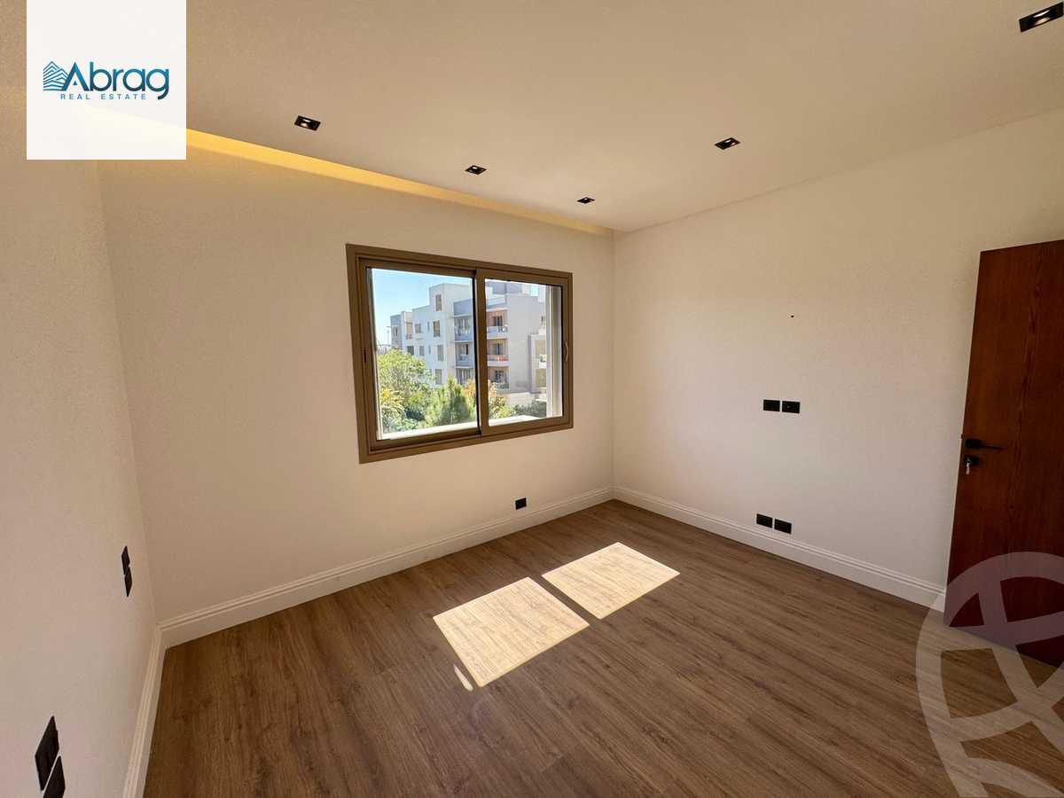 https://aqarmap.com.eg/ar/listing/6588135-for-sale-cairo-el-sheikh-zayed-city-compounds-the-courtyard