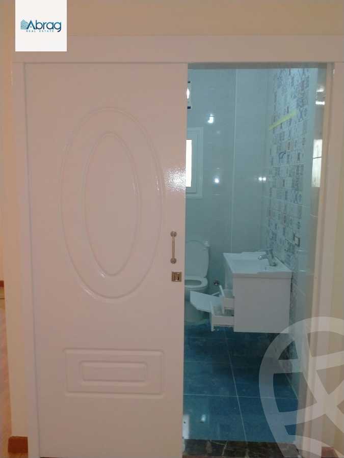 https://aqarmap.com.eg/ar/listing/6588599-for-sale-cairo-el-sheikh-zayed-city-el-hay-elsabeaa-lhy-lsb