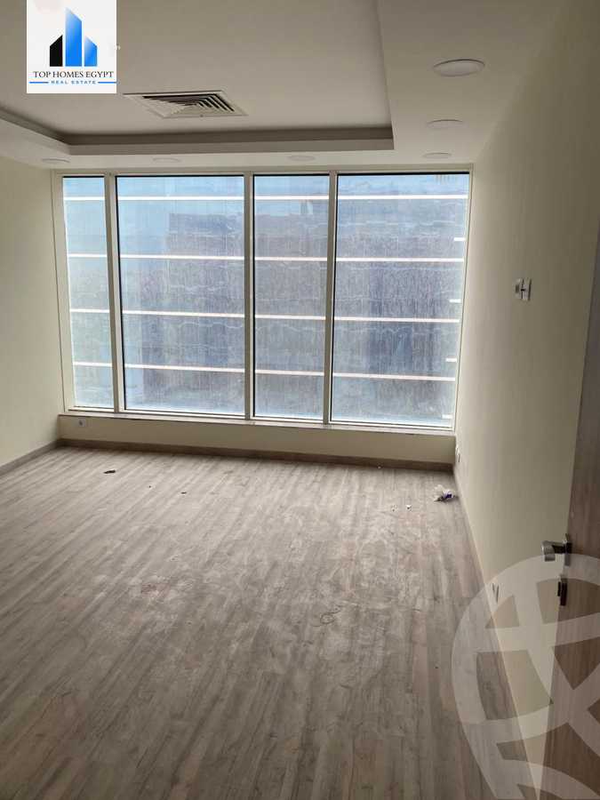 https://aqarmap.com.eg/ar/listing/3815627-for-rent-cairo-new-cairo-compounds-tryfywm-skwyr-mwl-nm-llttwyr