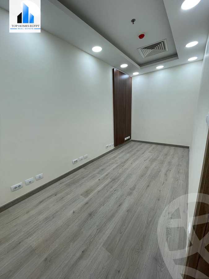 https://aqarmap.com.eg/ar/listing/3887646-for-rent-cairo-new-cairo-compounds-tryfywm-skwyr-mwl-nm-llttwyr