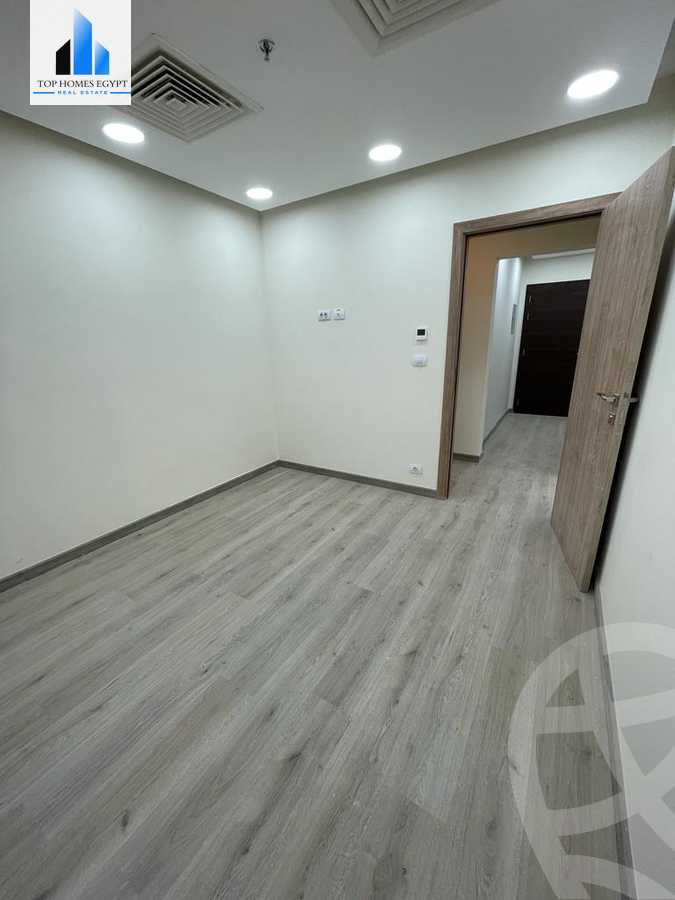 https://aqarmap.com.eg/ar/listing/3887646-for-rent-cairo-new-cairo-compounds-tryfywm-skwyr-mwl-nm-llttwyr