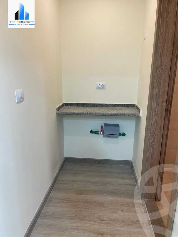 https://aqarmap.com.eg/ar/listing/3887646-for-rent-cairo-new-cairo-compounds-tryfywm-skwyr-mwl-nm-llttwyr