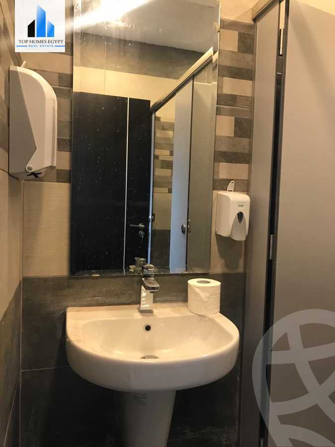 https://aqarmap.com.eg/ar/listing/3930504-for-rent-cairo-new-cairo-mohammed-nagib-axis-st