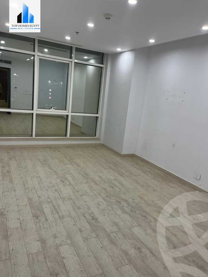 https://aqarmap.com.eg/en/listing/4211306-for-sale-cairo-new-cairo-compounds-tryfywm-byzns-kwmblks-nm-llttwyr