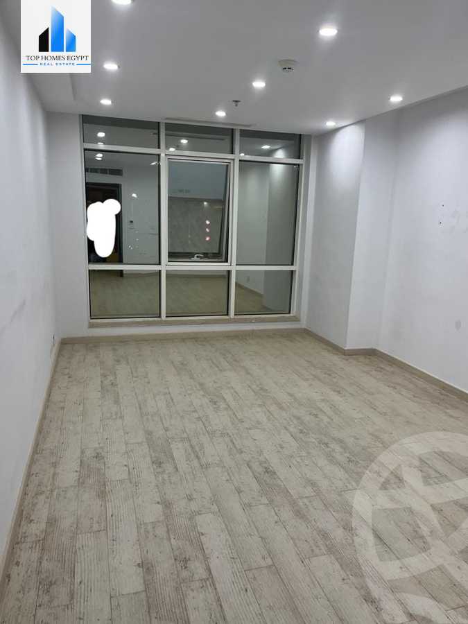 https://aqarmap.com.eg/en/listing/4211306-for-sale-cairo-new-cairo-compounds-tryfywm-byzns-kwmblks-nm-llttwyr