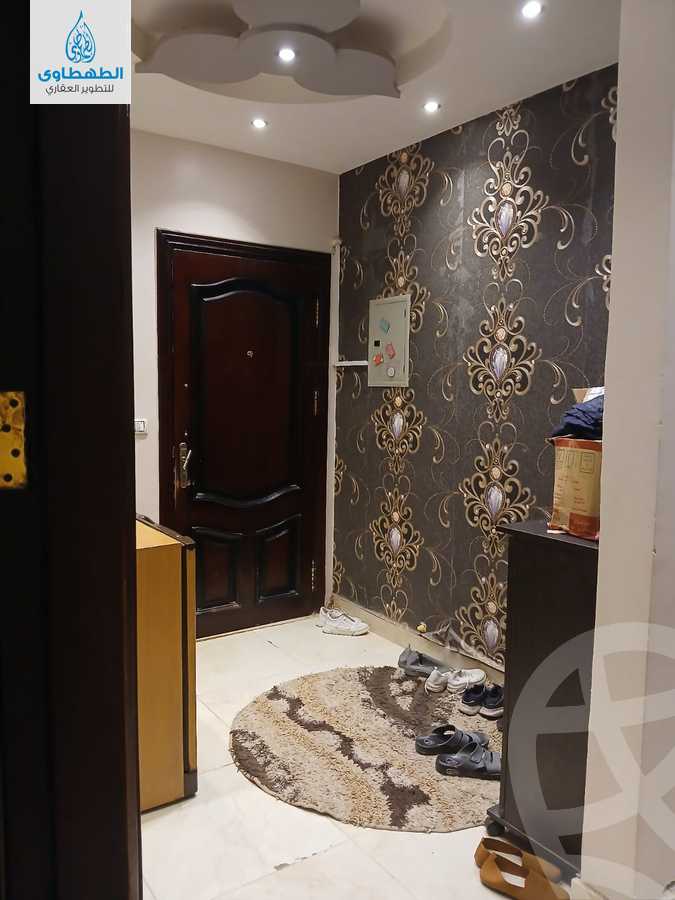 https://aqarmap.com.eg/ar/listing/6282613-for-sale-cairo-al-oubour-el-hay-el-sades-el-sheikh-mohamed-refaat-st