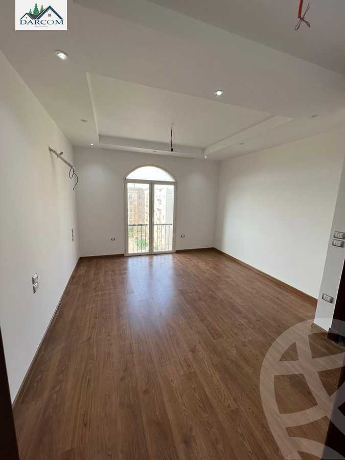 https://aqarmap.com.eg/ar/listing/3619954-for-rent-cairo-new-cairo-compounds-hyde-park