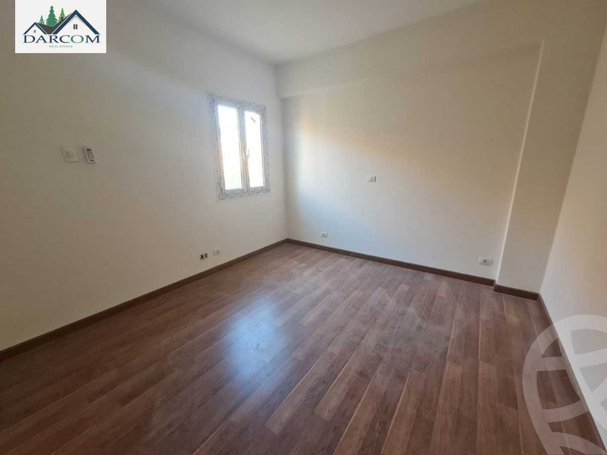 https://aqarmap.com.eg/ar/listing/3625423-for-rent-cairo-new-cairo-compounds-hyde-park
