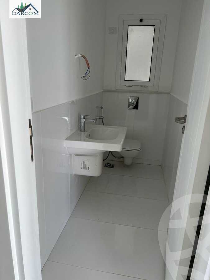 https://aqarmap.com.eg/ar/listing/3660915-for-rent-cairo-new-cairo-compounds-hyde-park