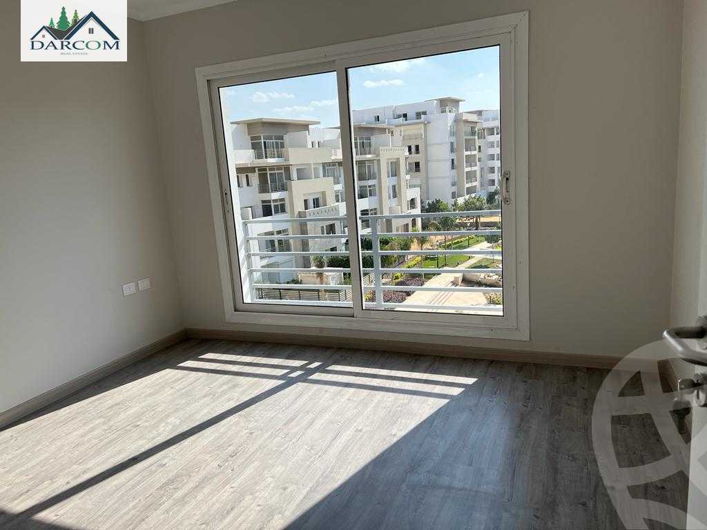 https://aqarmap.com.eg/ar/listing/3660915-for-rent-cairo-new-cairo-compounds-hyde-park