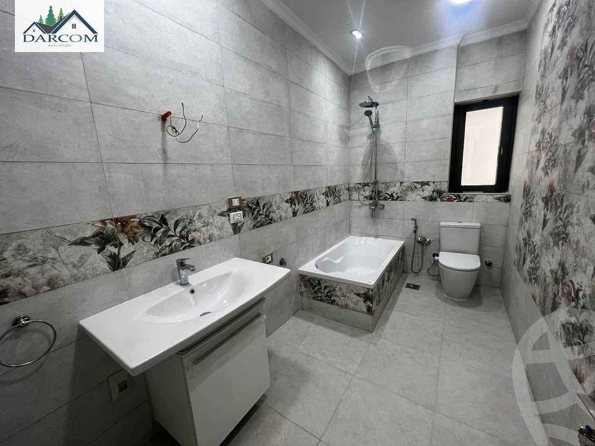 https://aqarmap.com.eg/ar/listing/3684758-for-rent-cairo-new-cairo-compounds-lakeview-residence