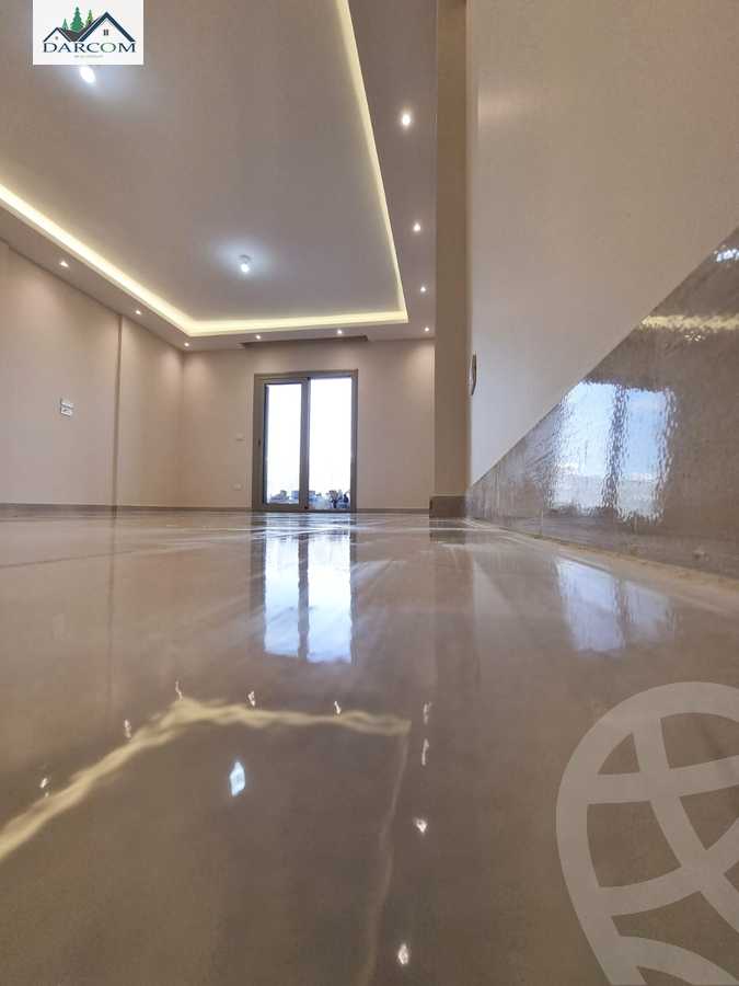 https://aqarmap.com.eg/ar/listing/3695289-for-rent-cairo-new-cairo-compounds-galleria-moon-valley