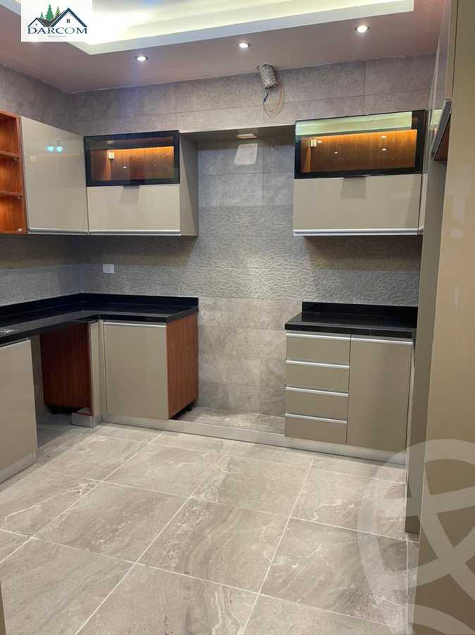 https://aqarmap.com.eg/ar/listing/3712758-for-rent-cairo-new-cairo-compounds-fyfth-skwyr-mwl-lmrsm-llttwyr