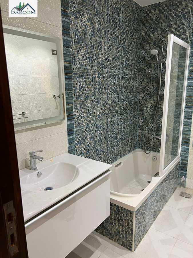 https://aqarmap.com.eg/ar/listing/3851313-for-rent-cairo-new-cairo-compounds-lakeview-residence