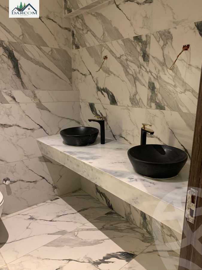 https://aqarmap.com.eg/ar/listing/3855051-for-rent-cairo-new-cairo-compounds-galleria-moon-valley