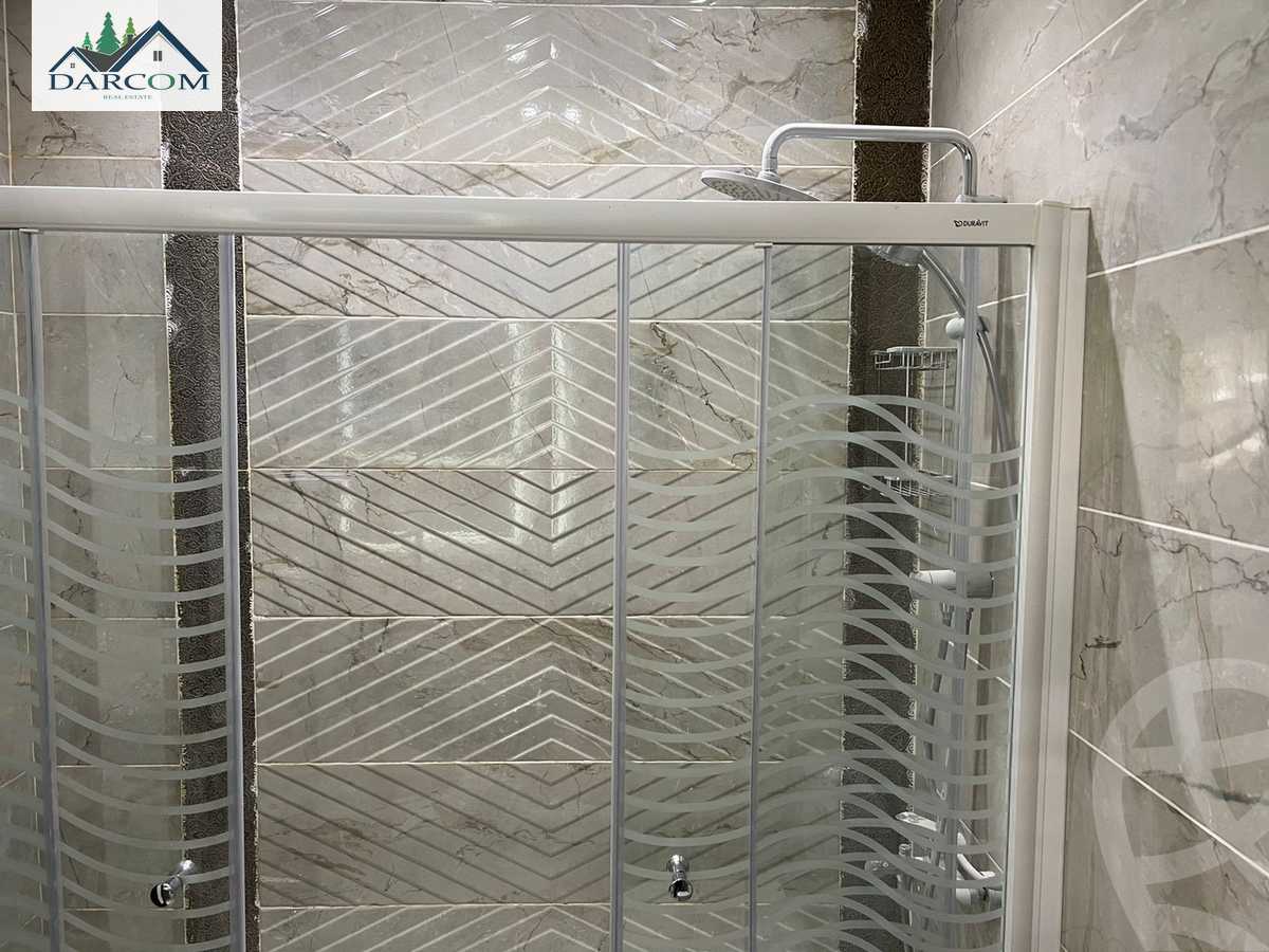 https://aqarmap.com.eg/ar/listing/3858929-for-rent-cairo-new-cairo-compounds-lakeview-residence