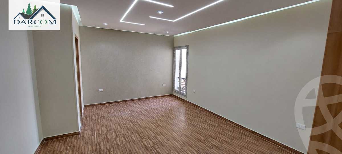 https://aqarmap.com.eg/en/listing/4031042-for-rent-cairo-new-cairo-compounds-mountain-view-hyde-park