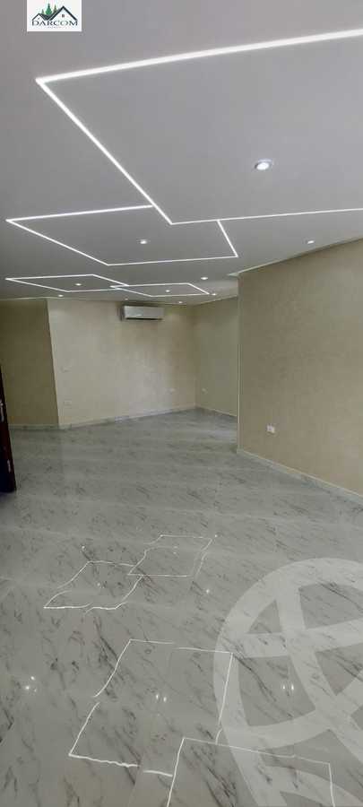 https://aqarmap.com.eg/en/listing/4031042-for-rent-cairo-new-cairo-compounds-mountain-view-hyde-park