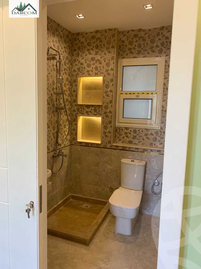https://aqarmap.com.eg/en/listing/4031107-for-rent-cairo-new-cairo-compounds-mountain-view-hyde-park