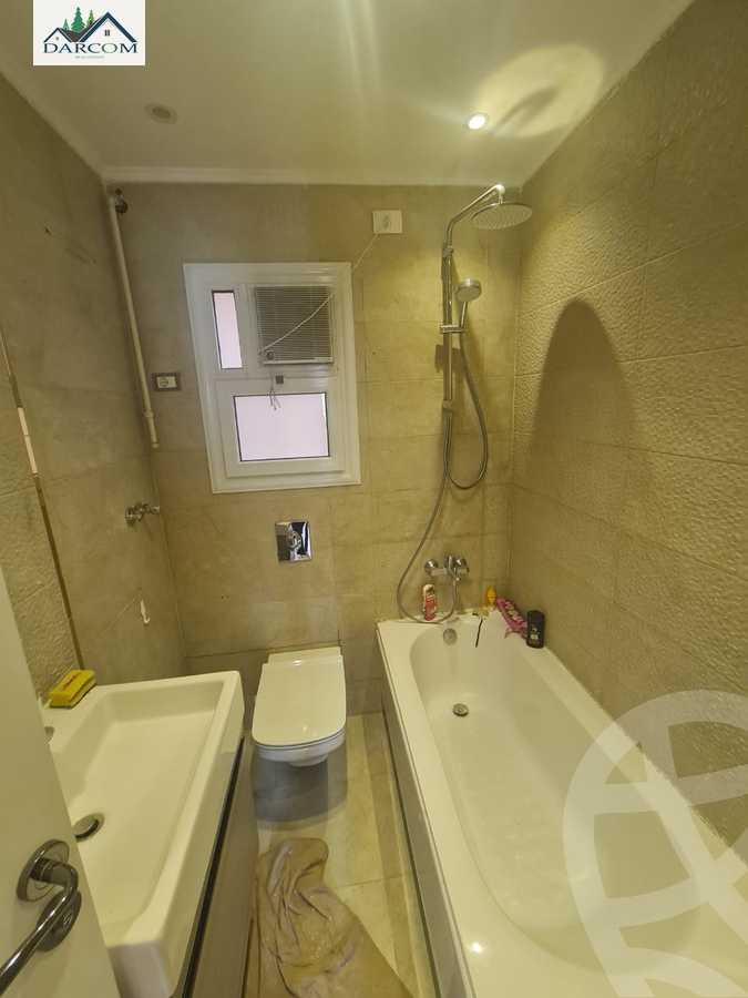 https://aqarmap.com.eg/en/listing/4043998-for-rent-cairo-new-cairo-compounds-mountain-view-hyde-park