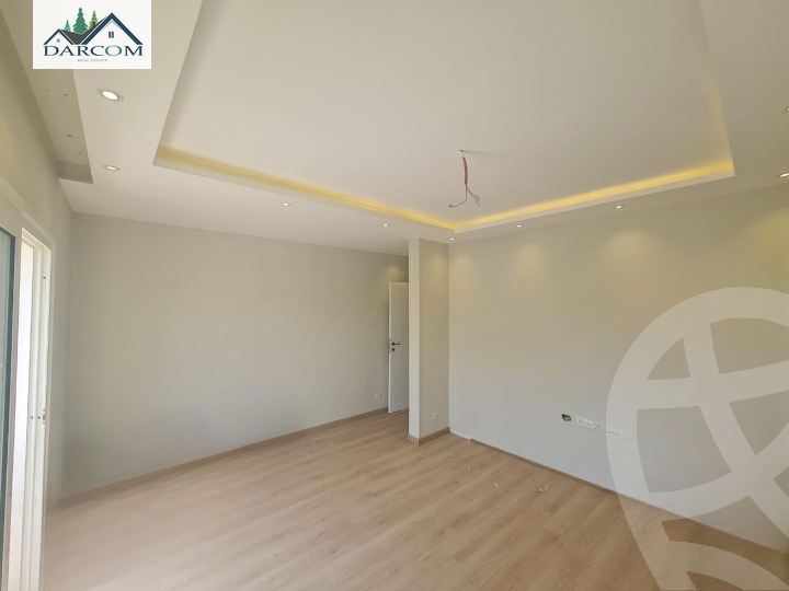 https://aqarmap.com.eg/en/listing/4043998-for-rent-cairo-new-cairo-compounds-mountain-view-hyde-park