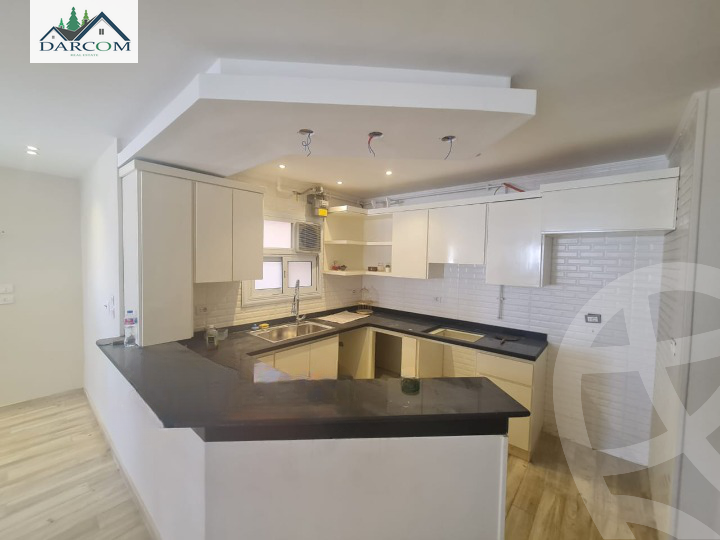 https://aqarmap.com.eg/en/listing/4046557-for-rent-cairo-new-cairo-compounds-mountain-view-hyde-park