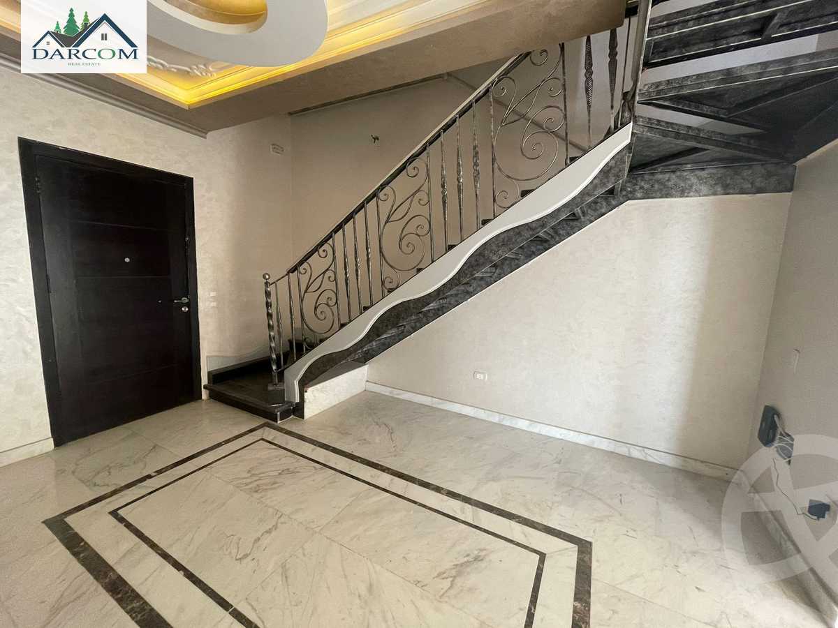 https://aqarmap.com.eg/en/listing/4051201-for-rent-village-gate-mall-palm-hills