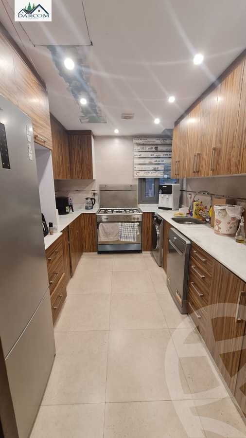 https://aqarmap.com.eg/en/listing/4051712-for-sale-cairo-new-cairo-compounds-silver-palm