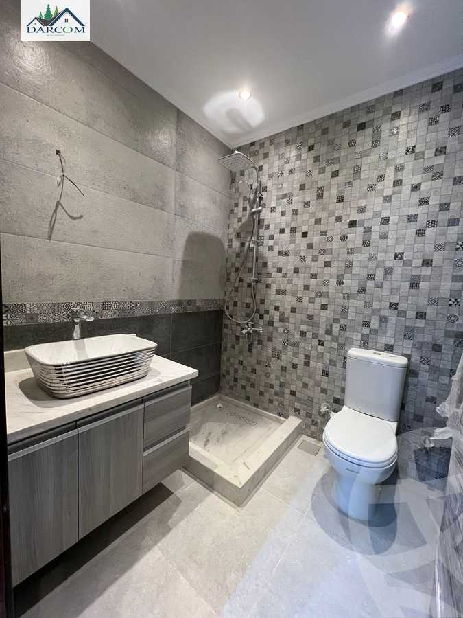 https://aqarmap.com.eg/en/listing/4054280-for-rent-cairo-new-cairo-compounds-lakeview-residence