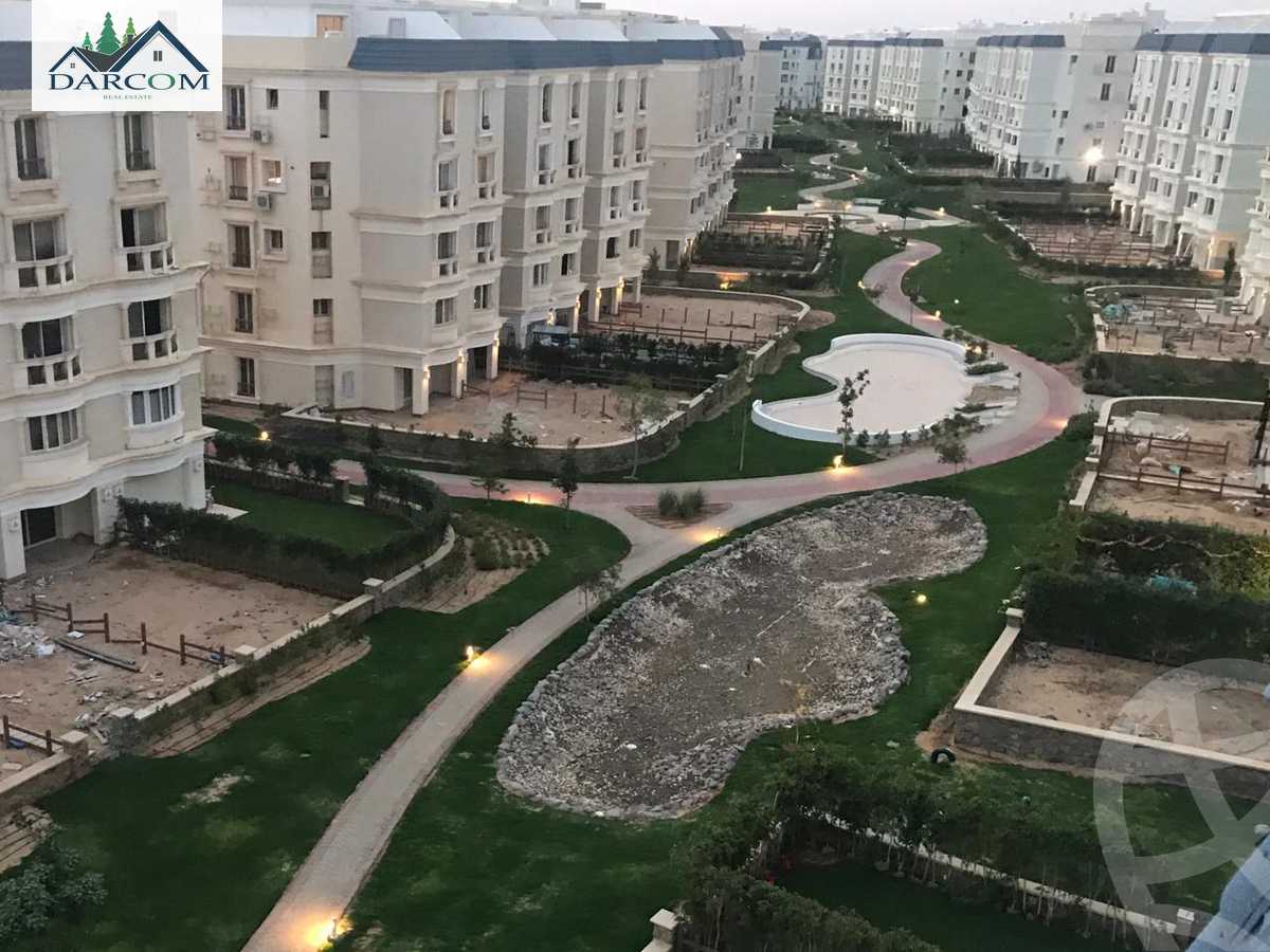 https://aqarmap.com.eg/en/listing/4074355-for-sale-cairo-new-cairo-compounds-mountain-view-hyde-park