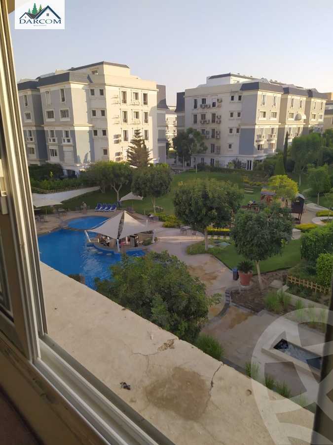 https://aqarmap.com.eg/en/listing/4093845-for-sale-cairo-new-cairo-compounds-mountain-view-hyde-park